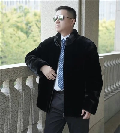 Blackglama Mink Fur Txiv neej Jacket Lub caij ntuj no Mink Fur Jacket Tig-down dab tshos